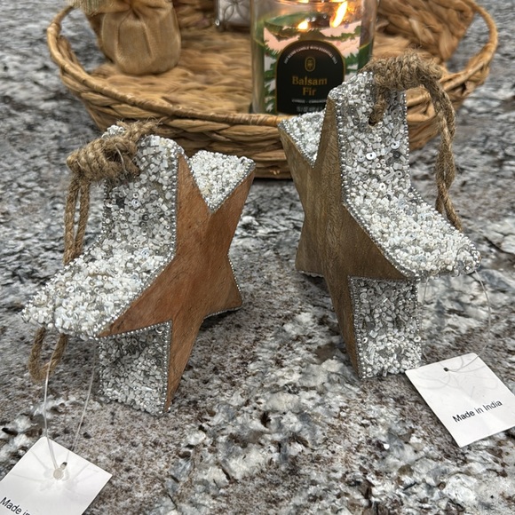 NWT Wooden Star Home Decor Accents (pair of 2) - Picture 3 of 4